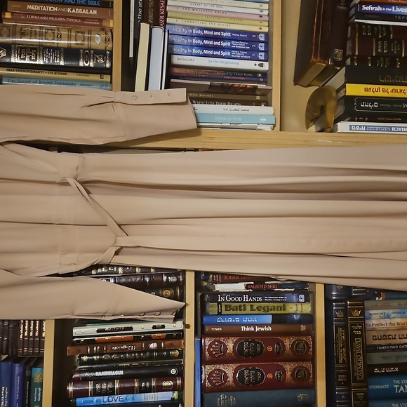 Dress - Picture 6 of 7